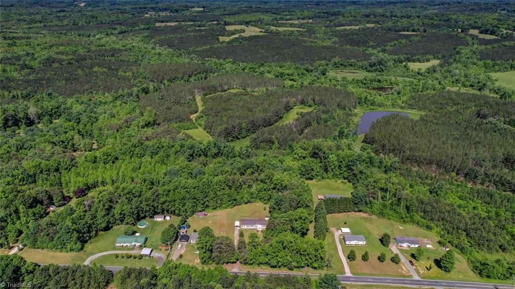 1112 Wagonwheel Road, Reidsville, North Carolina image 37