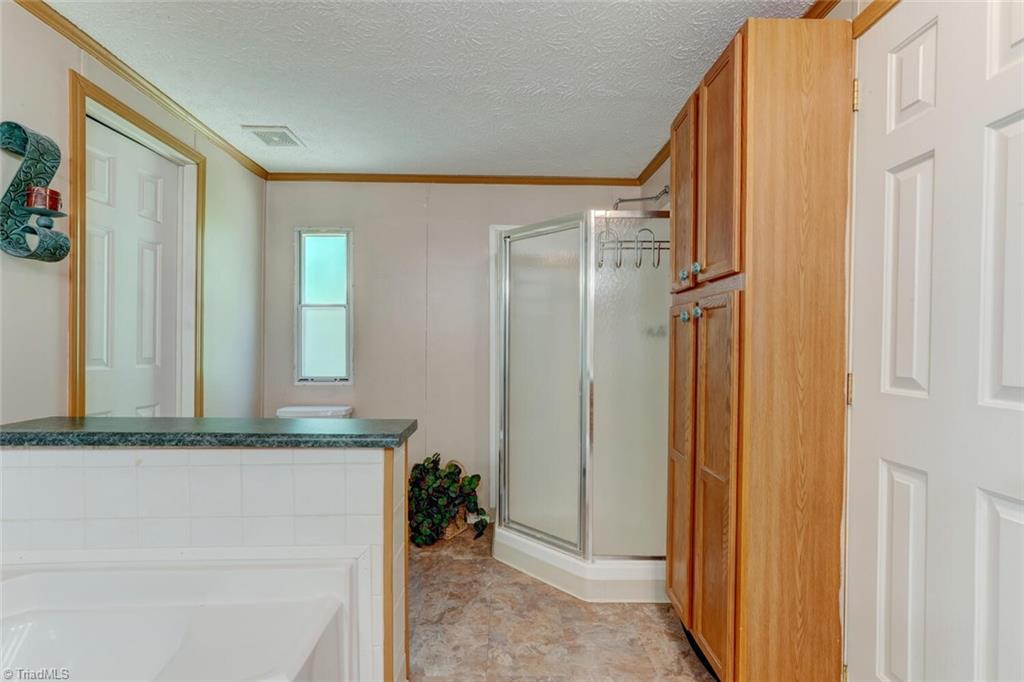 1112 Wagonwheel Road, Reidsville, North Carolina image 27