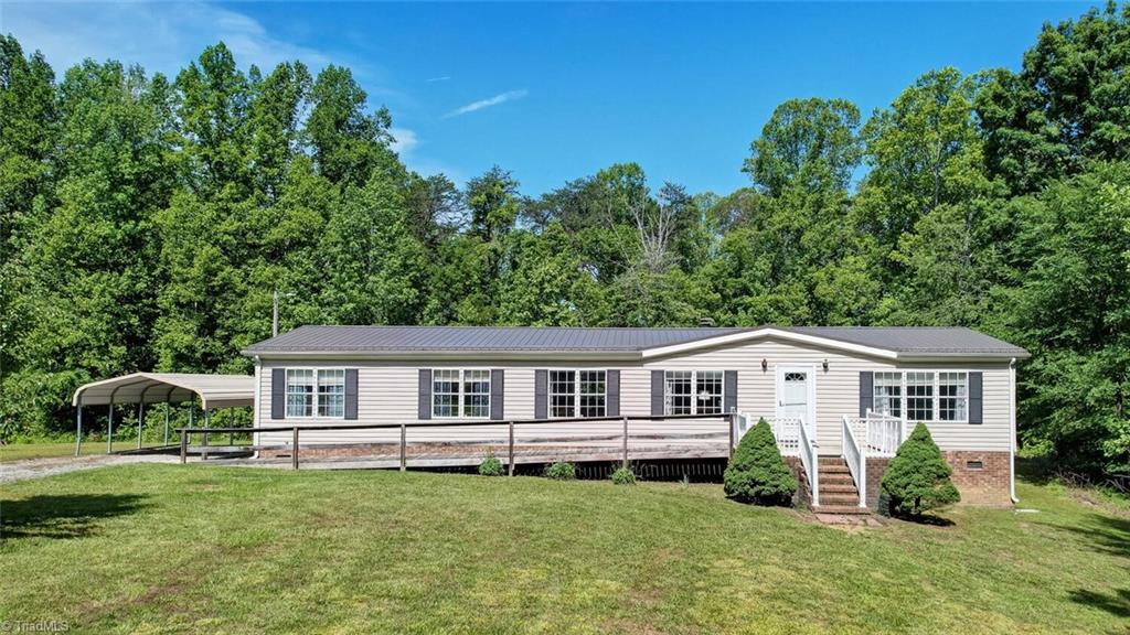 1112 Wagonwheel Road, Reidsville, North Carolina image 1