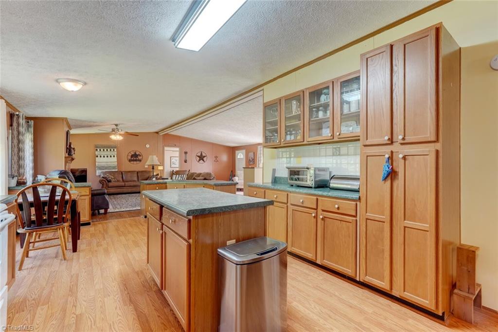 1112 Wagonwheel Road, Reidsville, North Carolina image 20
