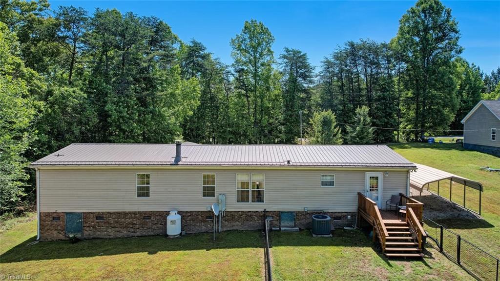 1112 Wagonwheel Road, Reidsville, North Carolina image 35