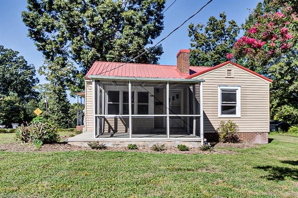 950 CLIFF RD, ASHEBORO, NC 27203 - Image 07e0b3eb6f6a97ea41df0f87773c74fb/276669712