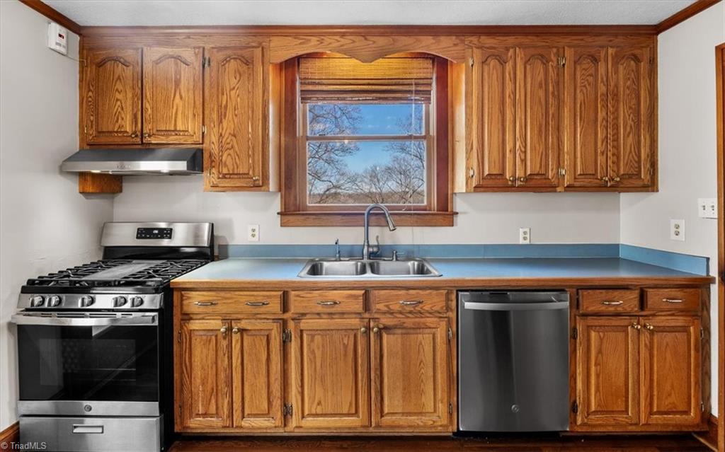 308 Highland Drive, Eden, North Carolina image 13