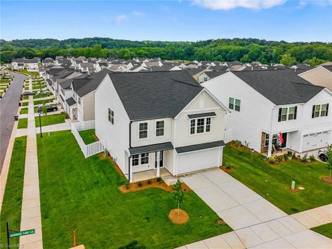 Homes For Sale - 5375 Spicewood Lake Lane<br/> Winston-Salem, NC 27106