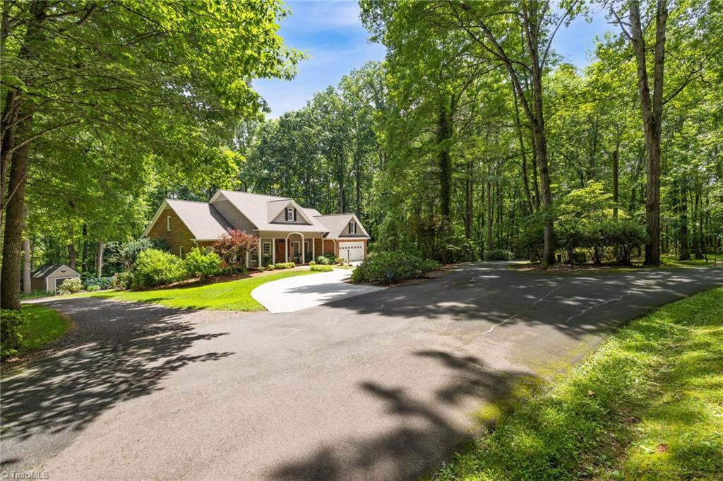 Lewisville, North Carolina 27023, United States, 4 Bedrooms Bedrooms, ,5 BathroomsBathrooms,Residential,Pending,155160