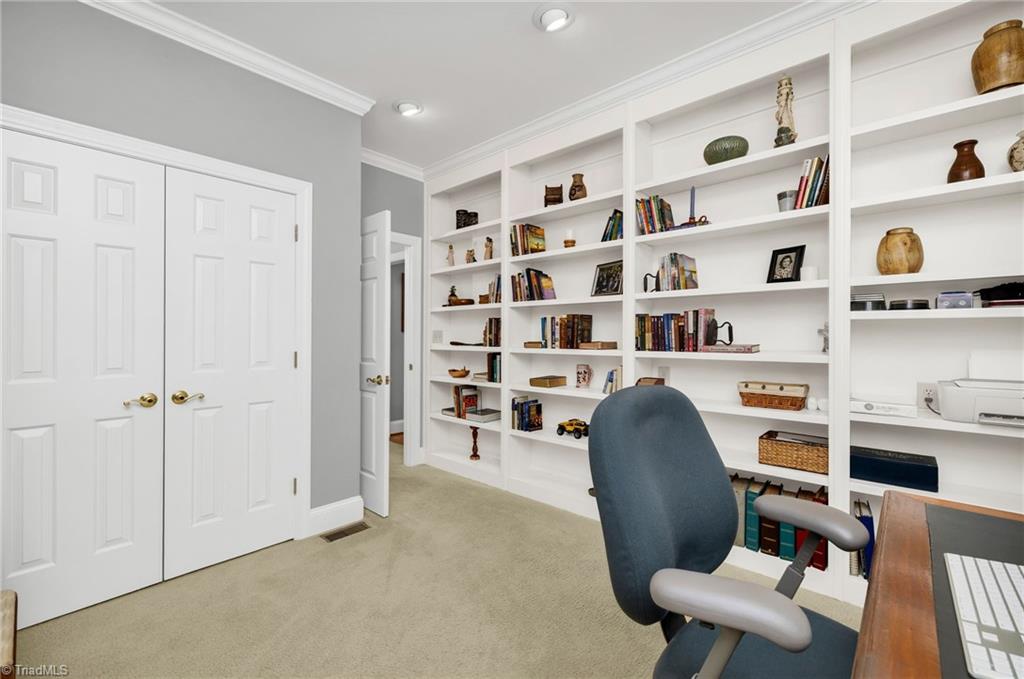 Lewisville, North Carolina 27023, United States, 4 Bedrooms Bedrooms, ,5 BathroomsBathrooms,Residential,Pending,155160