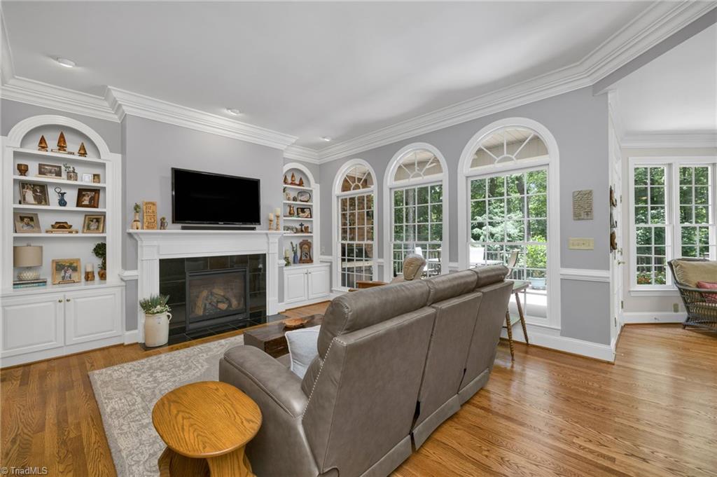 Lewisville, North Carolina 27023, United States, 4 Bedrooms Bedrooms, ,5 BathroomsBathrooms,Residential,Pending,155160