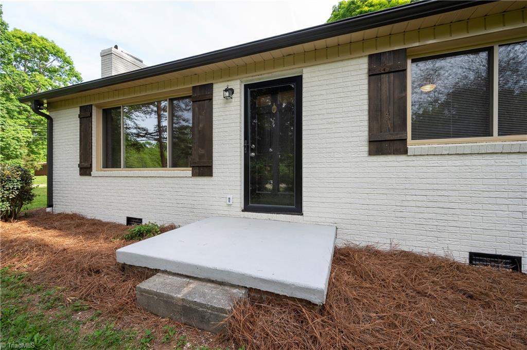 110 N Claybon Drive, Advance, North Carolina image 2