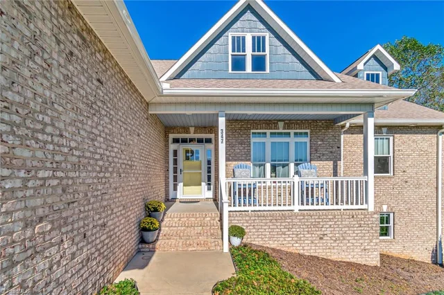 347 Peterson Pond Drive, photo 2 of 48