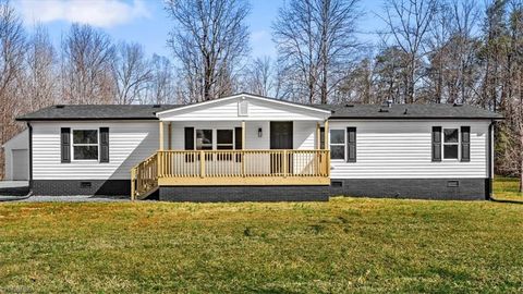 Mobile Home For Sale - 235 Aberdeen Road<br/> Rockingham County, Ruffin, NC 27326