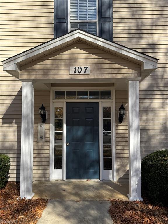 107 Oak Wind Drive 102