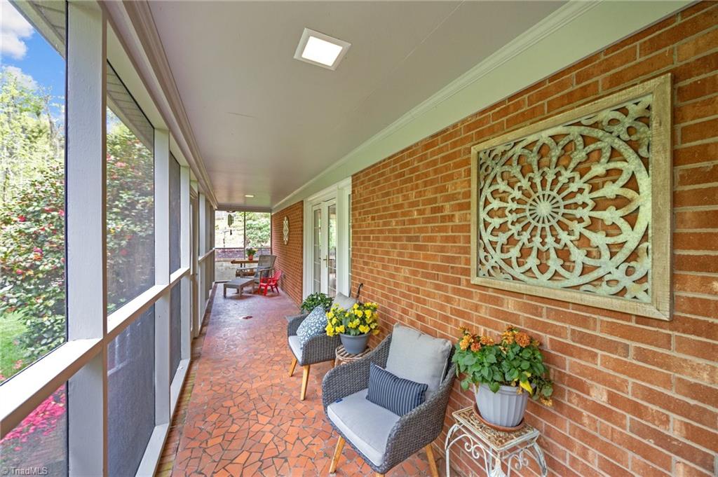 501 Forestdale Drive, Jamestown, North Carolina image 12