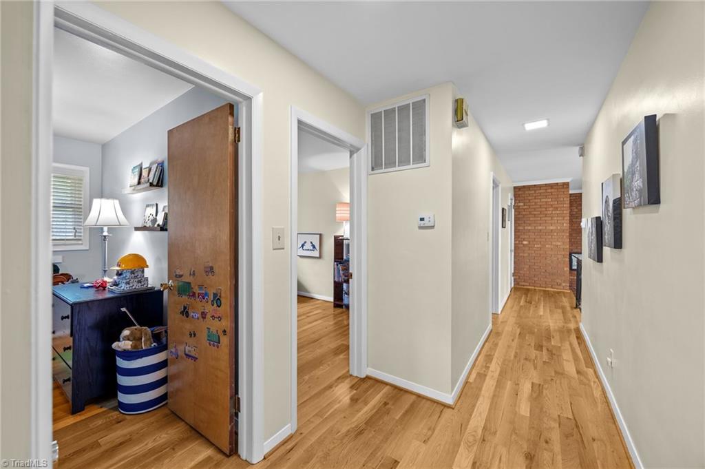 501 Forestdale Drive, Jamestown, North Carolina image 30