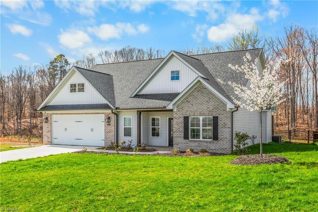 Photo of 188 Hackamore Trail, Lexington, NC 27295 (MLS # 1212731)