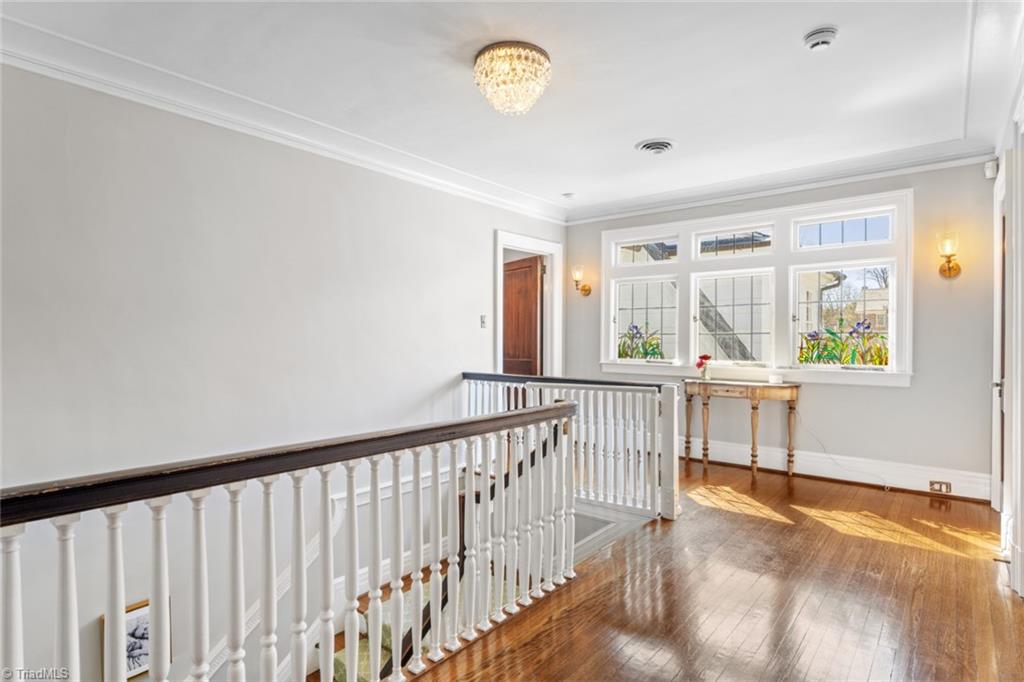 Winston-Salem, North Carolina 27104, United States, 4 Bedrooms Bedrooms, ,4 BathroomsBathrooms,Residential,Pending,91004