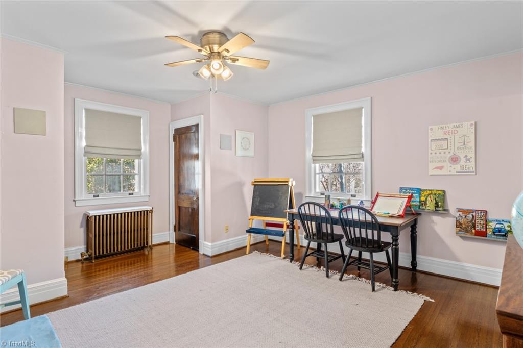 Winston-Salem, North Carolina 27104, United States, 4 Bedrooms Bedrooms, ,4 BathroomsBathrooms,Residential,Pending,91004