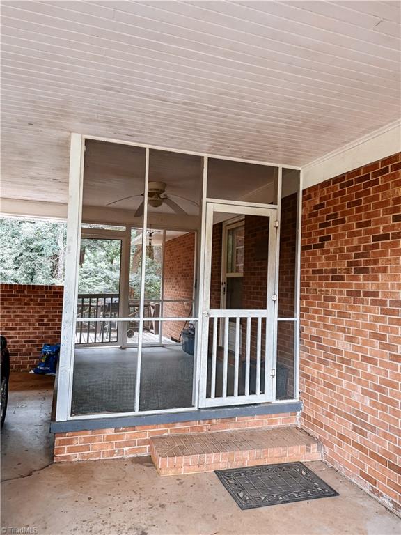 428 Sunset Drive