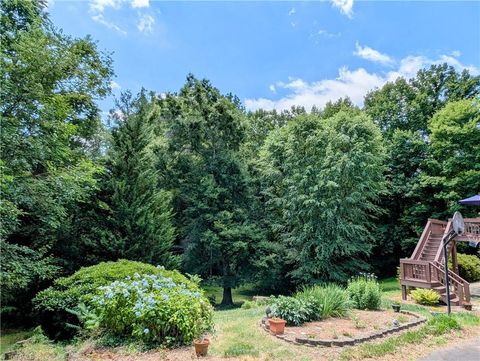 A home in Mount Airy