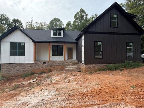 Homes For Sale - 761 Brown Road<br/> King, NC 27021