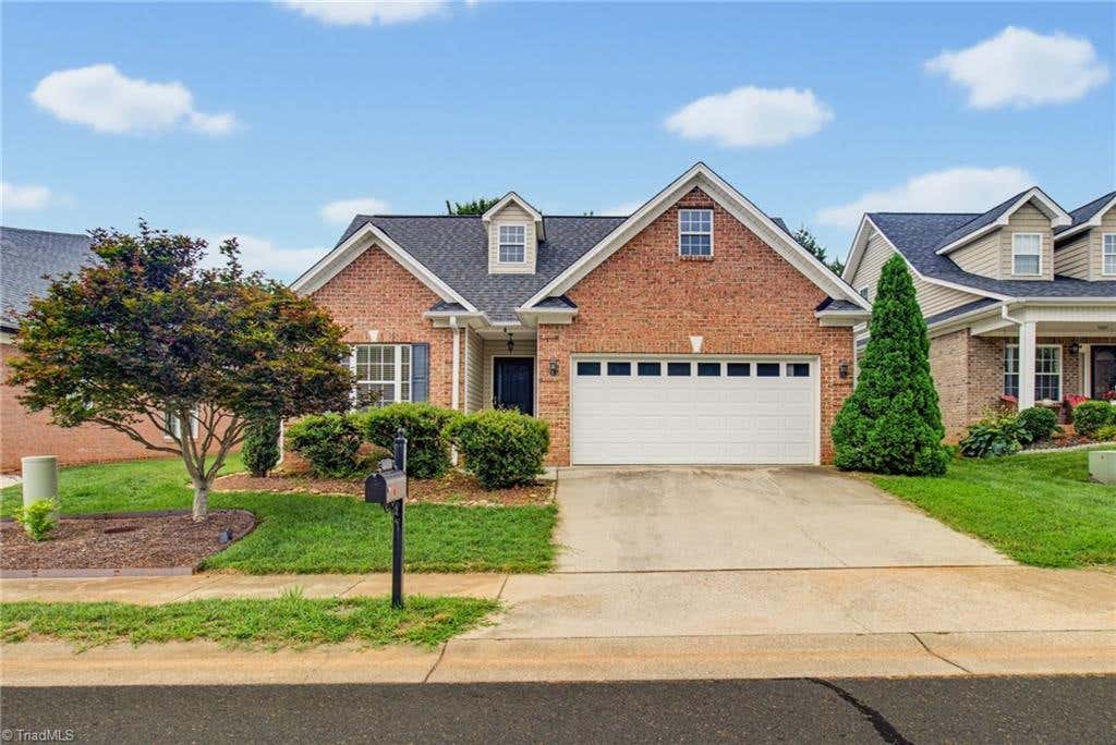 Photo of 5917 Kenville Green Circle, Kernersville, NC 27284 (MLS # 1229022)