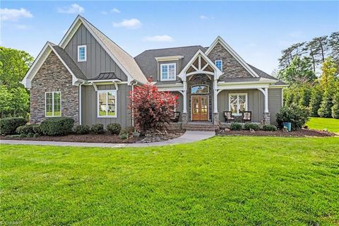 Photo of 7811 Neugent Drive, Kernersville, NC 27284 (MLS # 1215262)