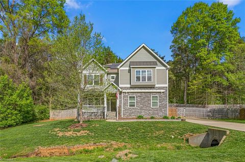 Homes For Sale - 2155 Waterview Drive<br/> Alamance County, Graham, NC 27253