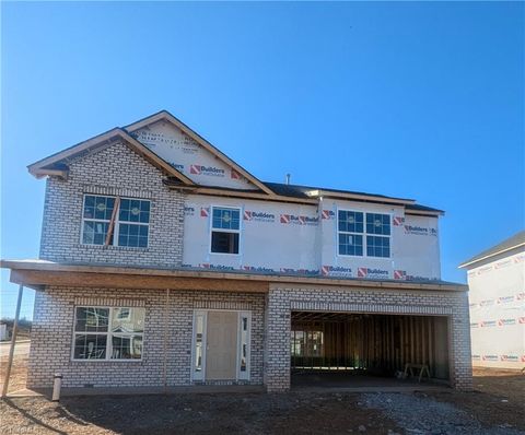 A home in Kernersville