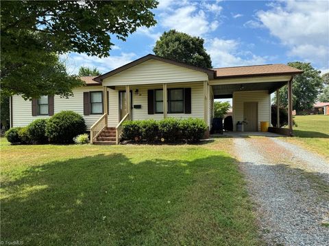 A home in Thomasville