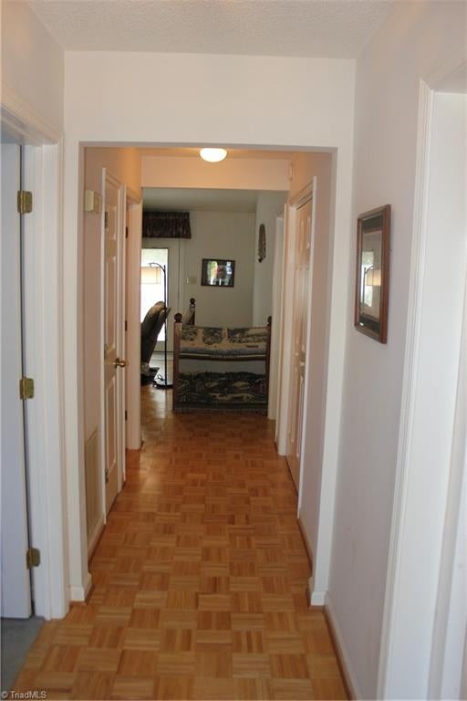 Photo of 652 Lantern Ridge Drive, Winston-Salem, NC 27104 (MLS # 1236855)