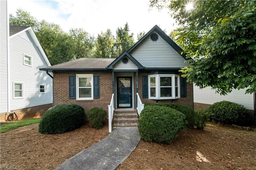 652 Lantern Ridge Drive