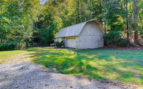 A home in Kernersville