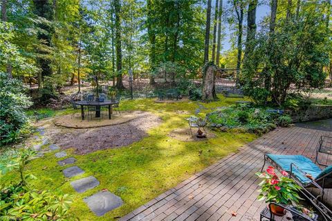 A home in Kernersville