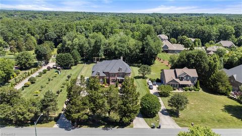 A home in Kernersville