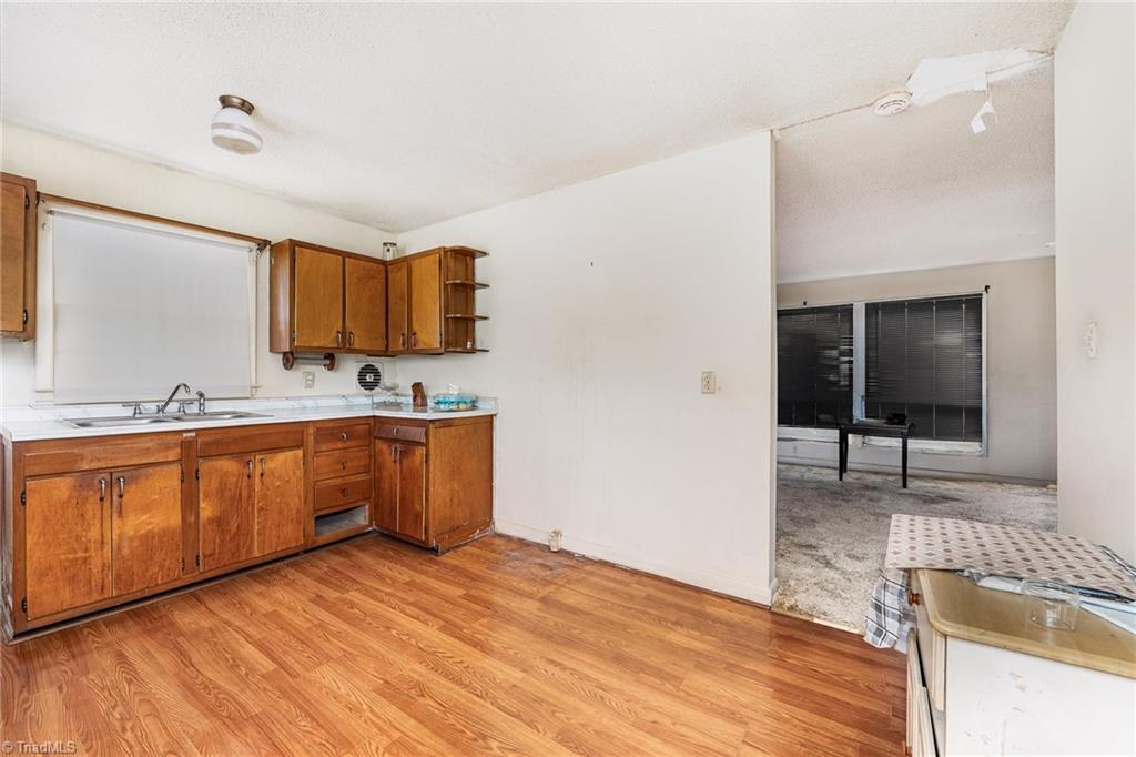 4205 Kildare Drive, Greensboro, North Carolina image 7