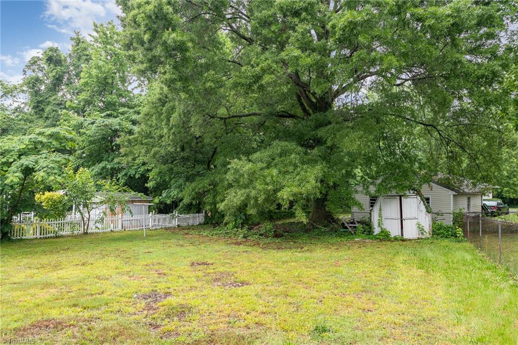 4205 Kildare Drive, Greensboro, North Carolina image 20