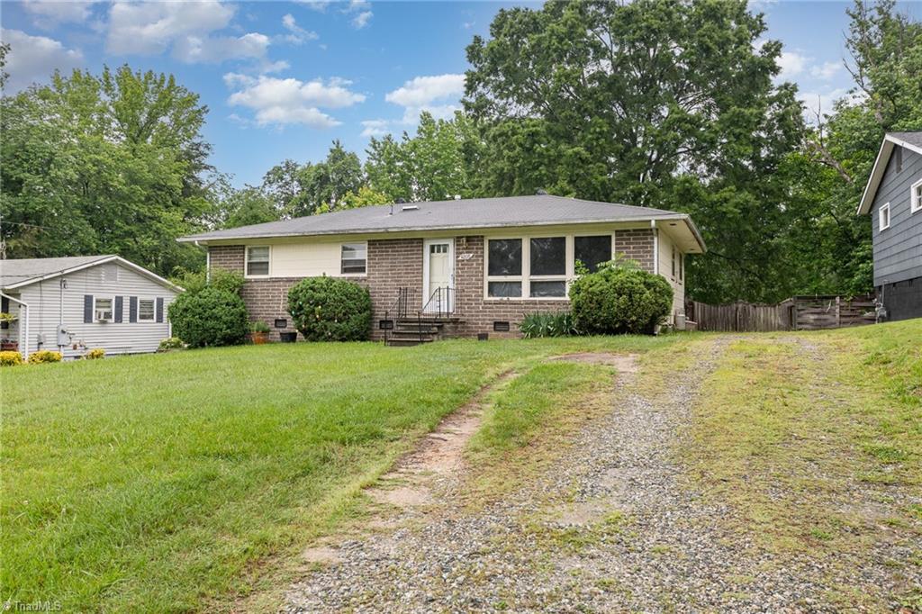 4205 Kildare Drive, Greensboro, North Carolina image 2