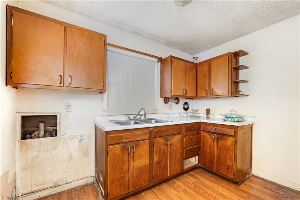 4205 Kildare Drive, Greensboro, North Carolina image 8