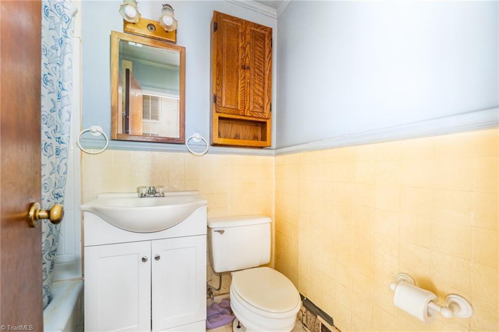 4205 Kildare Drive, Greensboro, North Carolina image 17