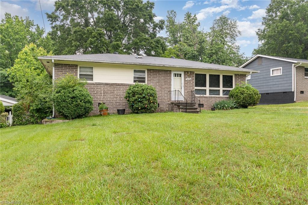 4205 Kildare Drive, Greensboro, North Carolina image 3