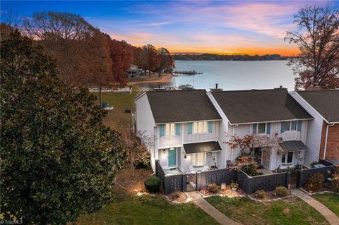 7962 Westcape Drive 1016 Denver NC 27030