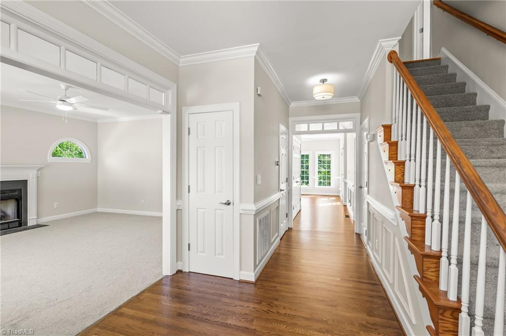 828 Woodview Ridge Trail