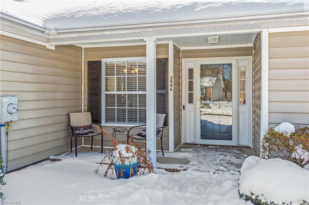 Photo of 3946 Cobblestone Bend Drive, High Point, NC 27265 (MLS # 1208156)