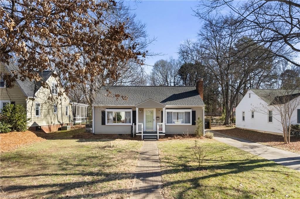 Photo of 1129 Melrose Street, Winston-Salem, NC 27103 (MLS # 1207479)
