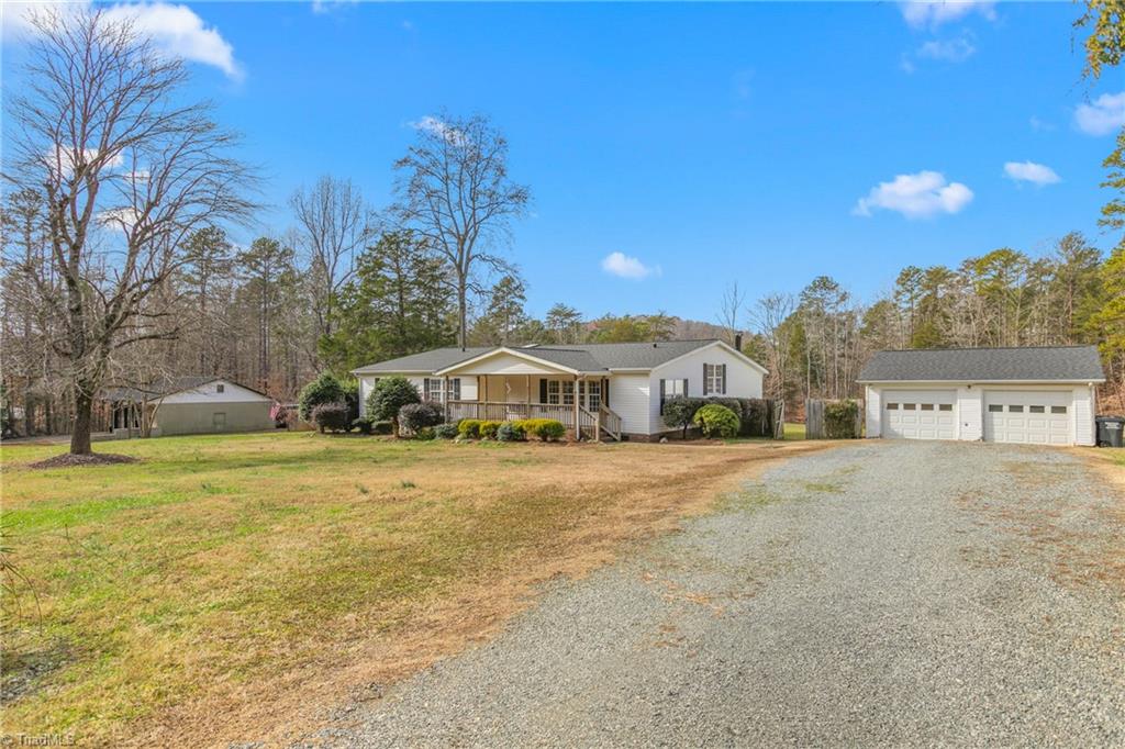 665 Pine Needle Trail, Thomasville, North Carolina image 12