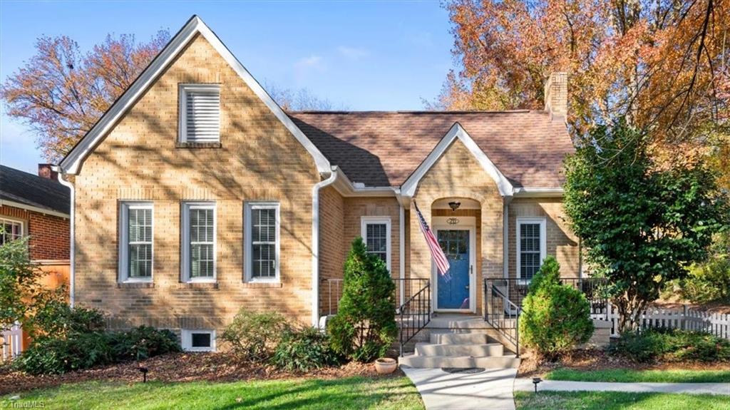 Greensboro, North Carolina 27403, United States, 3 Bedrooms Bedrooms, ,2 BathroomsBathrooms,Residential,Pending,29561