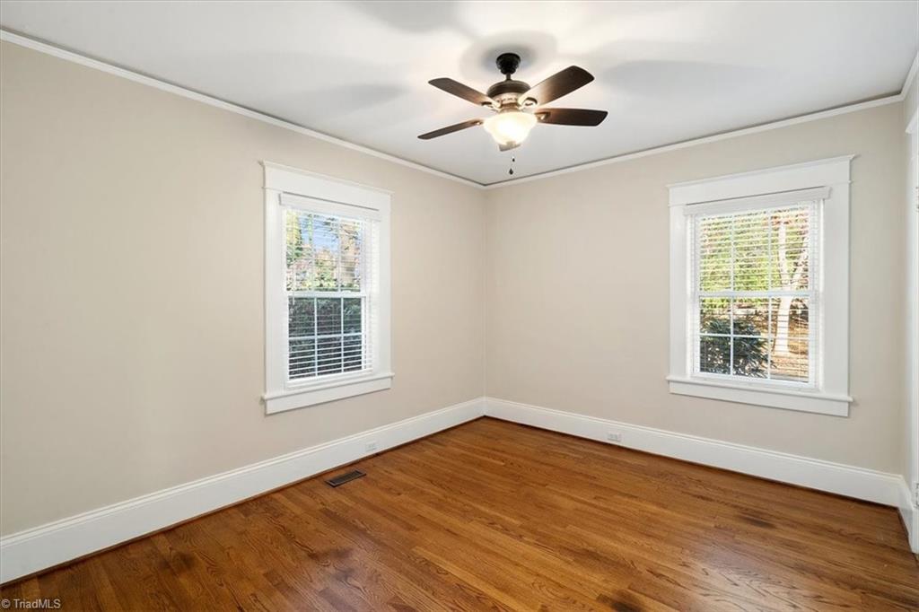 Greensboro, North Carolina 27403, United States, 3 Bedrooms Bedrooms, ,2 BathroomsBathrooms,Residential,Pending,29561