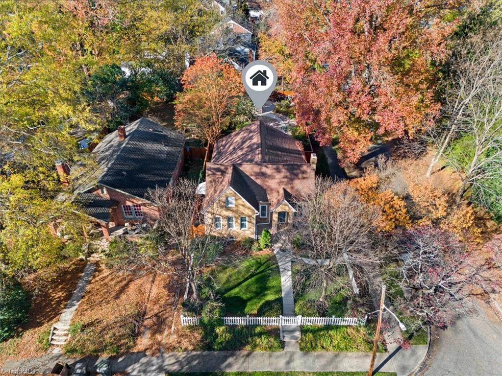 Greensboro, North Carolina 27403, United States, 3 Bedrooms Bedrooms, ,2 BathroomsBathrooms,Residential,Pending,29561