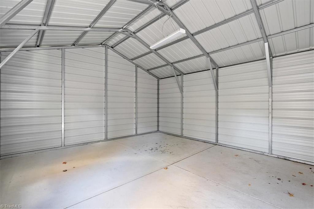 Greensboro, North Carolina 27403, United States, 3 Bedrooms Bedrooms, ,2 BathroomsBathrooms,Residential,Pending,29561