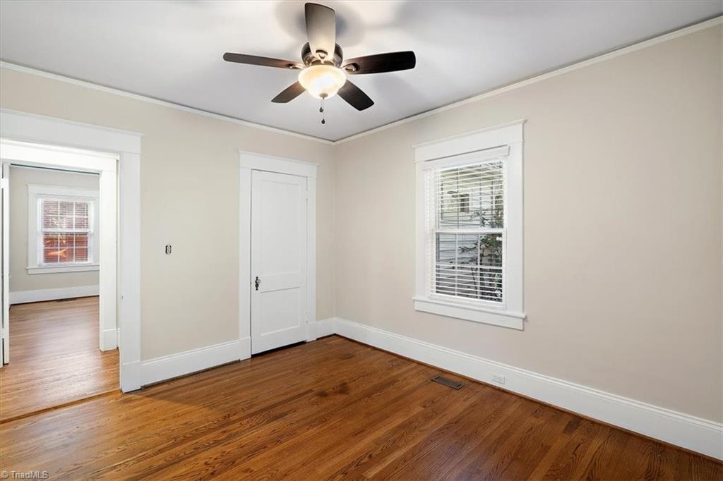 Greensboro, North Carolina 27403, United States, 3 Bedrooms Bedrooms, ,2 BathroomsBathrooms,Residential,Pending,29561