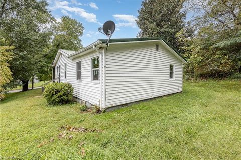 A home in Mount Airy